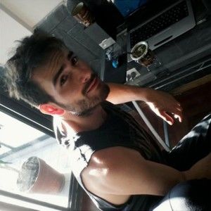 Meet your Posher, Chloe